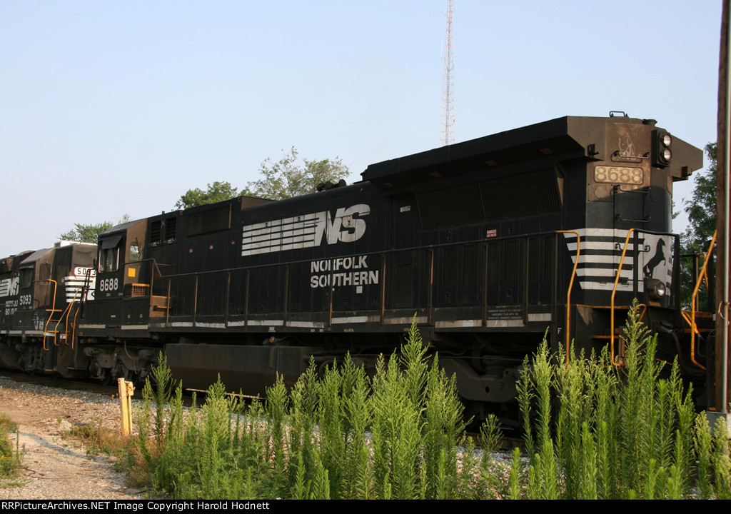 NS 8688